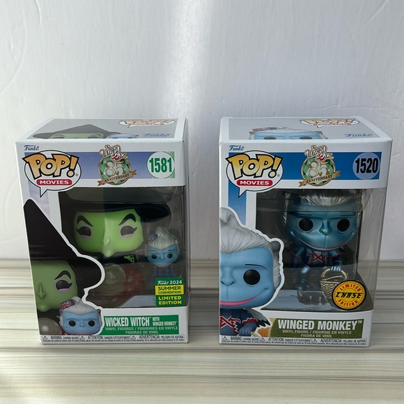 Funko Pop Wicked Witch w Winged Monkey 1581 & CHASE Winged Monkey 1520 Wizard Oz - Picture 1 of 5
